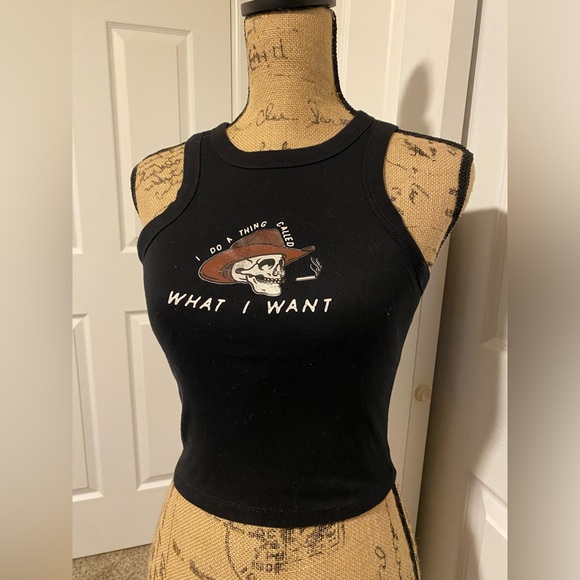 Cowboy skull crop top tank top in black - Picture 1 of 7